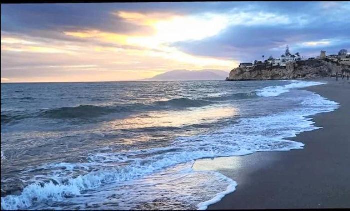 Playa Beach Malaga 3Habts Dobles, Cocina Familiar, Apartamento Completo La Cala Del Moral Eksteriør billede